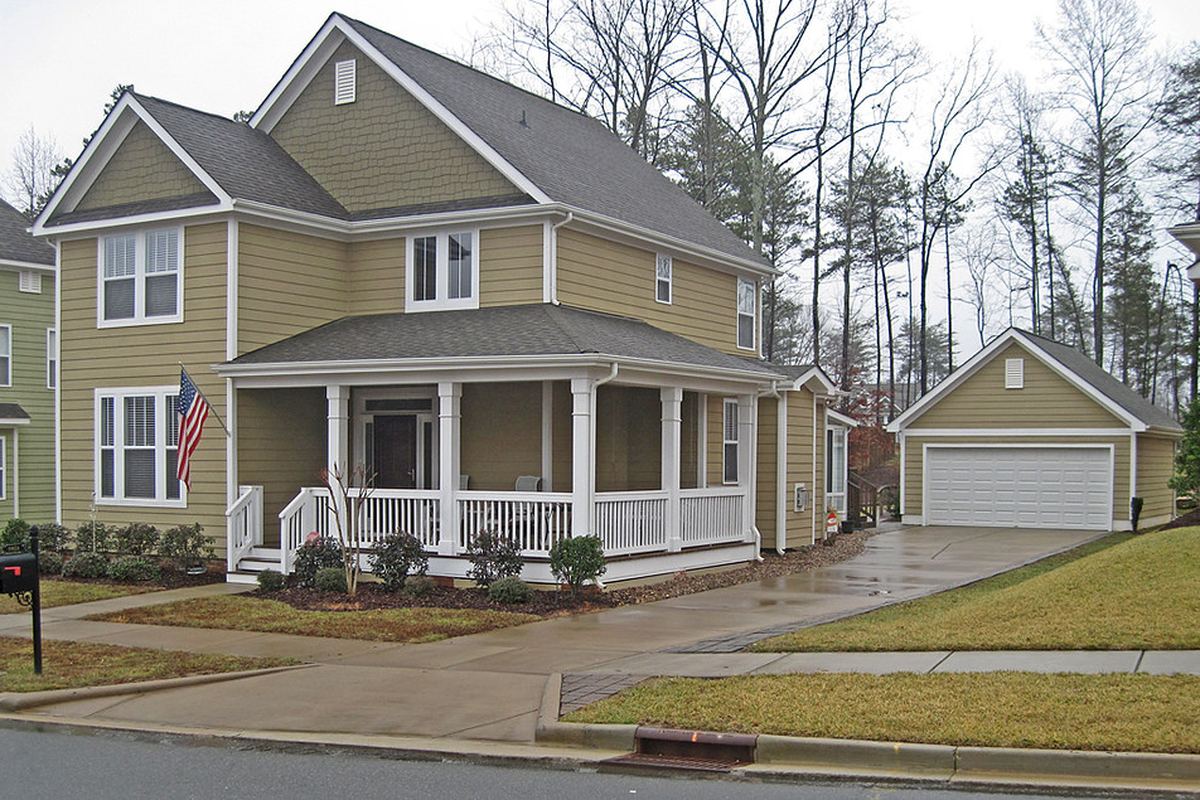 Front-load garage and concrete driveway for Kansas City polyjacking services